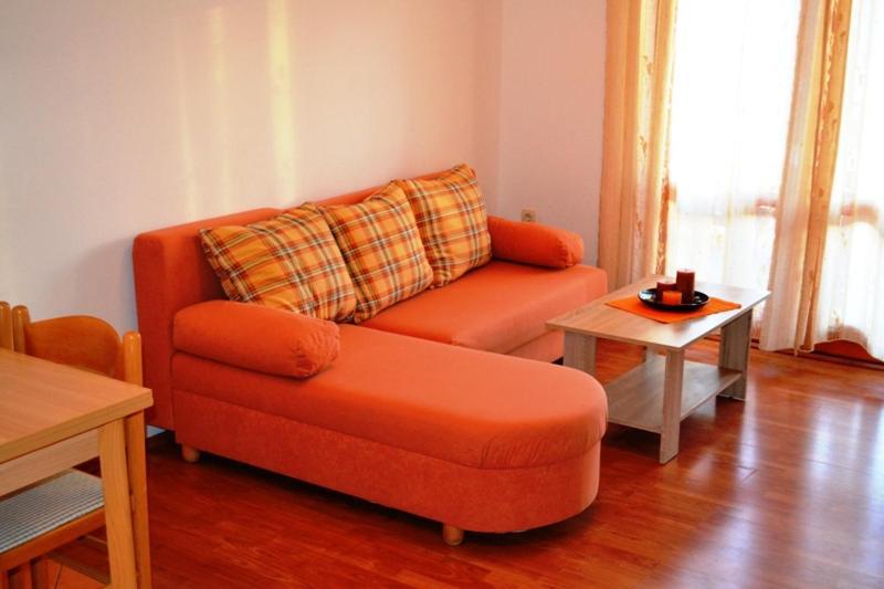 Apartments Belic With Pool Jelsa  Εξωτερικό φωτογραφία