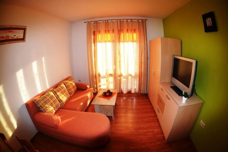 Apartments Belic With Pool Jelsa  Εξωτερικό φωτογραφία